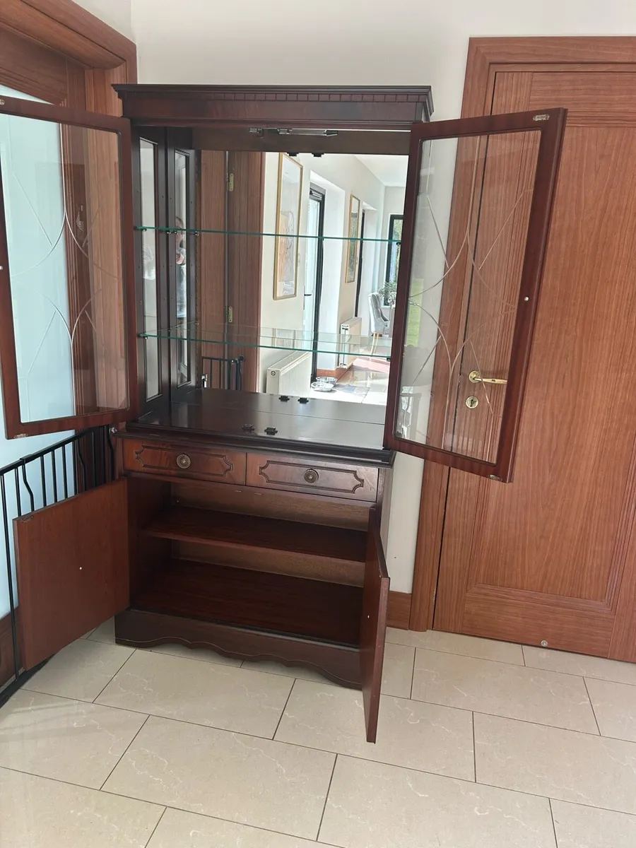 Vintage cabinet - Image 3