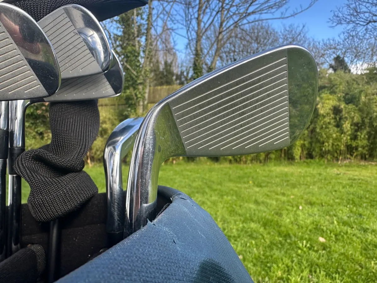 Premium Golf Set - Cobra Tour irons/ Titleist / TM - Image 4