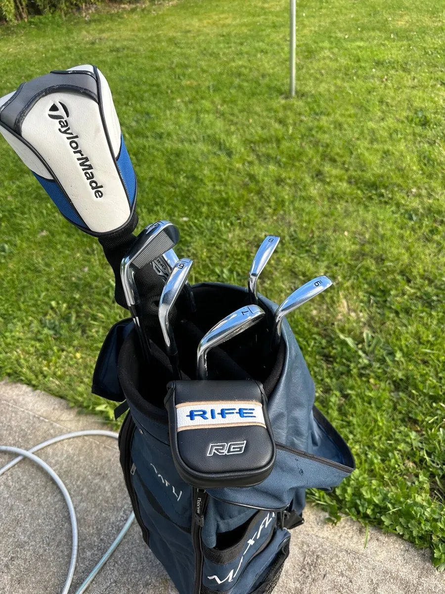 Premium Golf Set - Cobra Tour irons/ Titleist / TM - Image 1