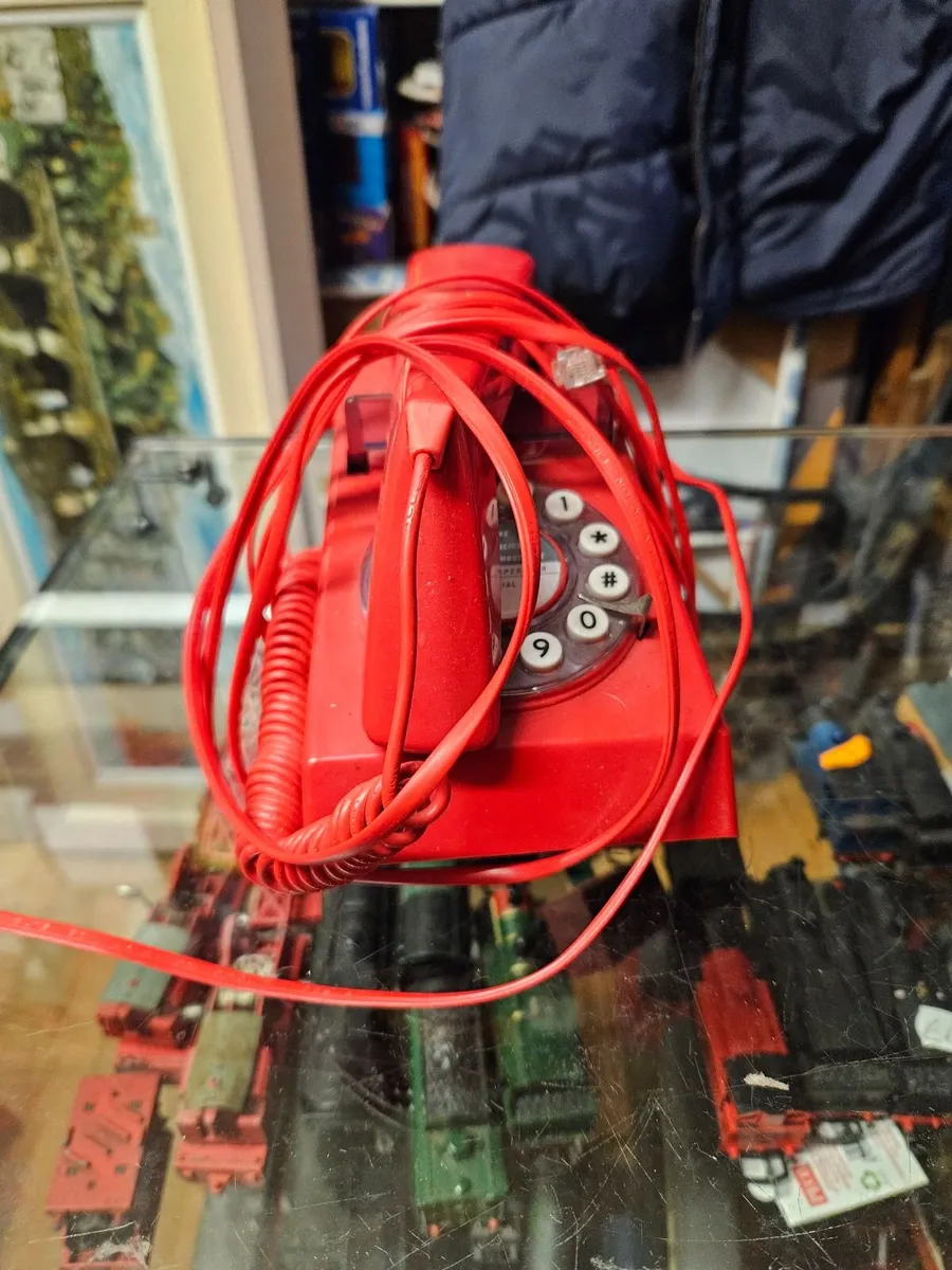 Vintage Retro Red Telephone - Image 4