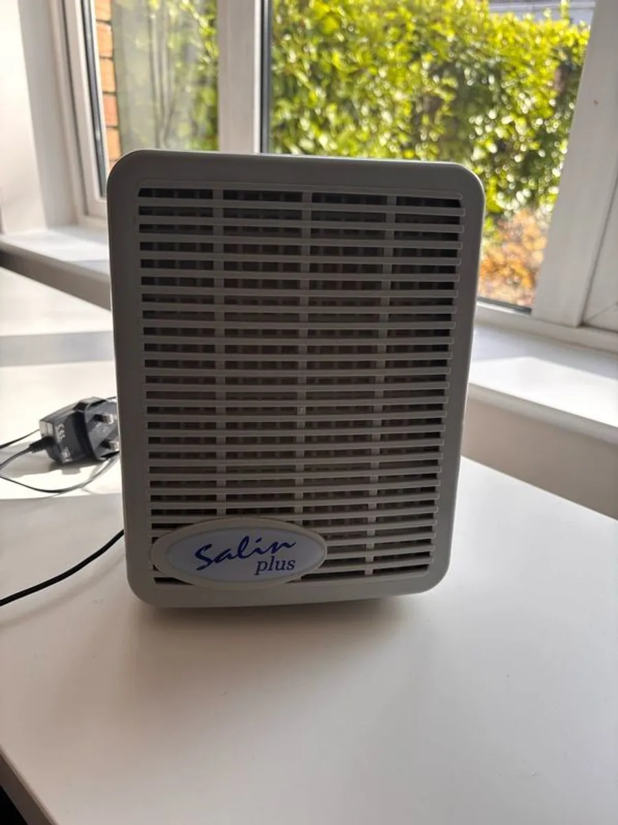 Salin Plus Salt Therapy Device - Image 1