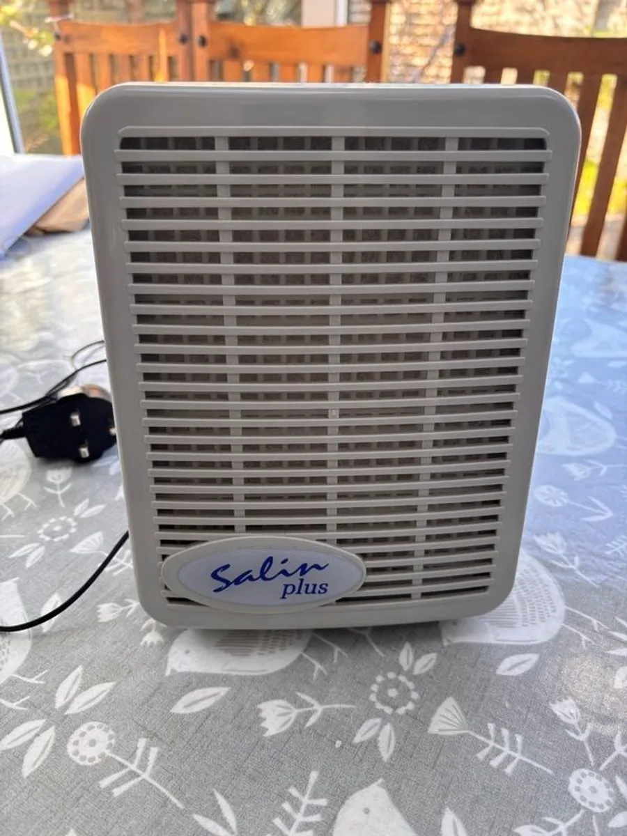 Salin Plus Salt Therapy Device - Image 2