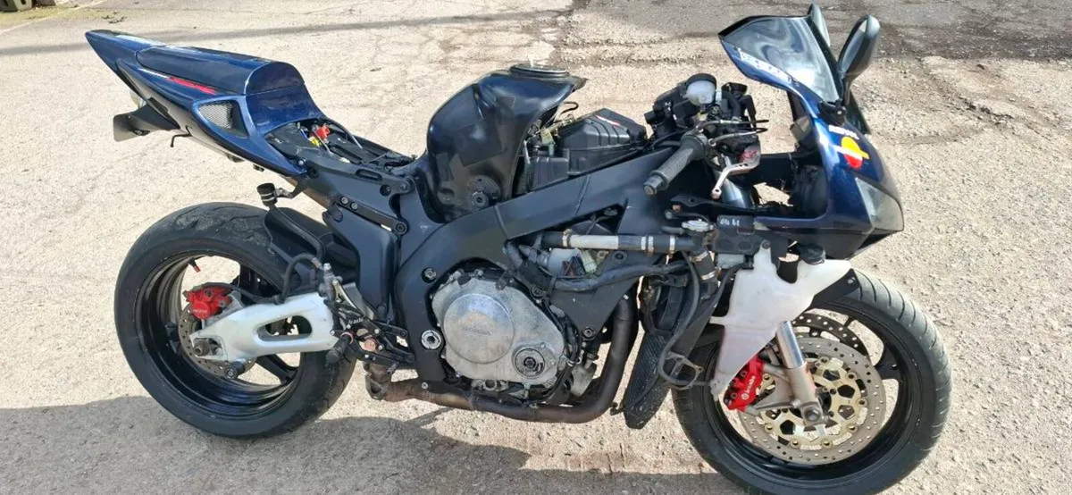 2004 CBR 1000 RR project - Image 2