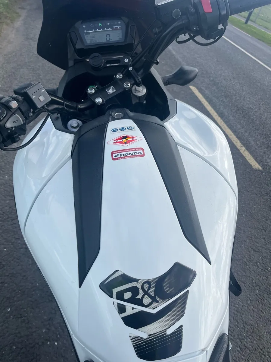 Honda 700 NC - Image 4