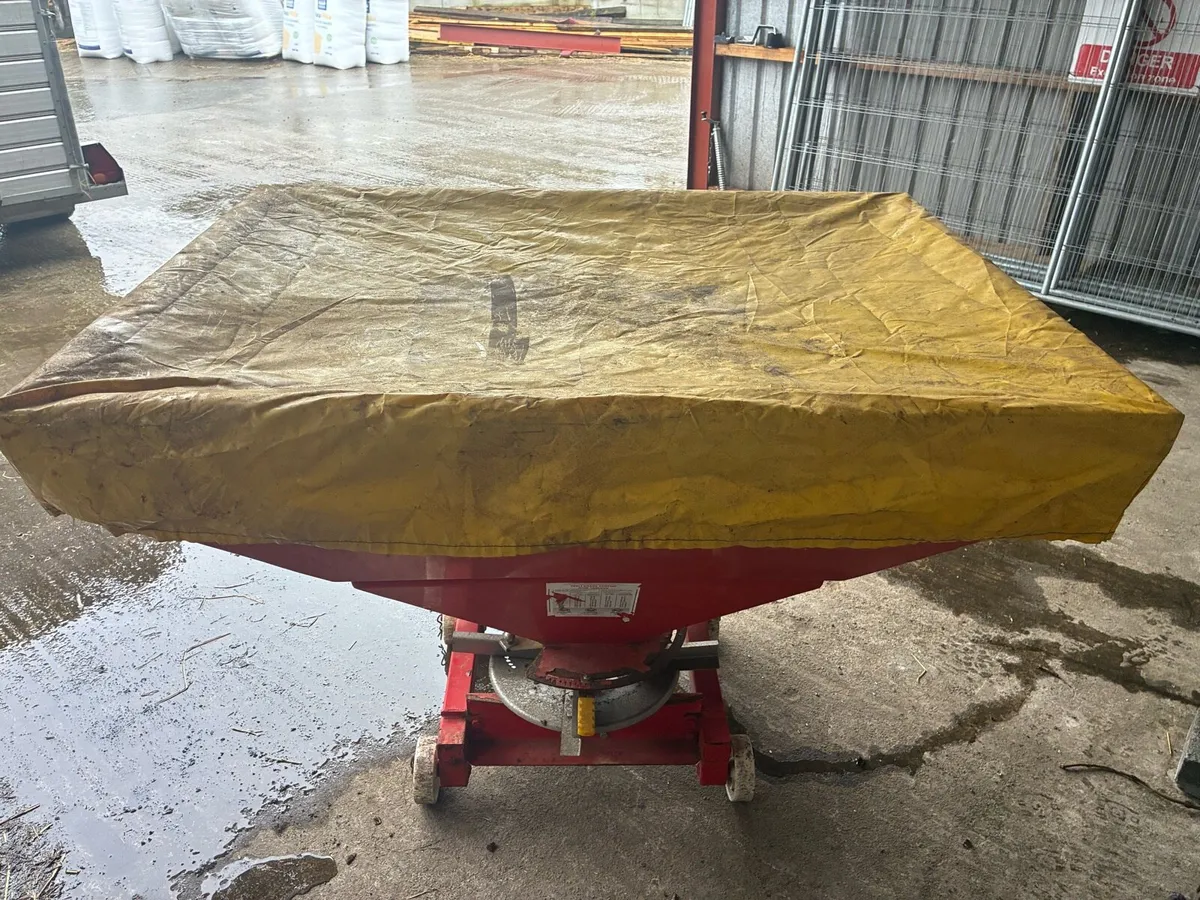 Fertiliser spreader - Image 4