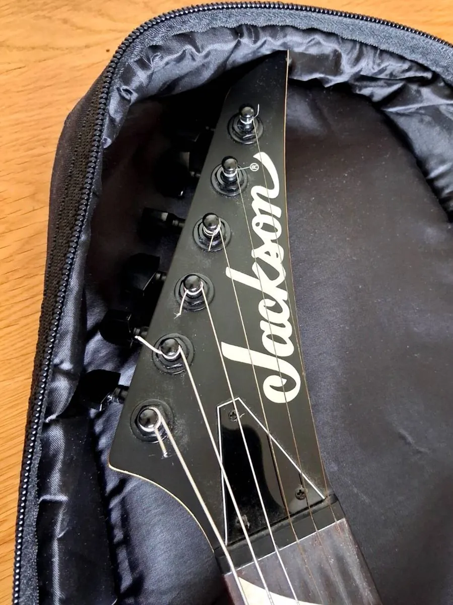 Jackson JS1X Rhoads Minion Satin Black - Image 2