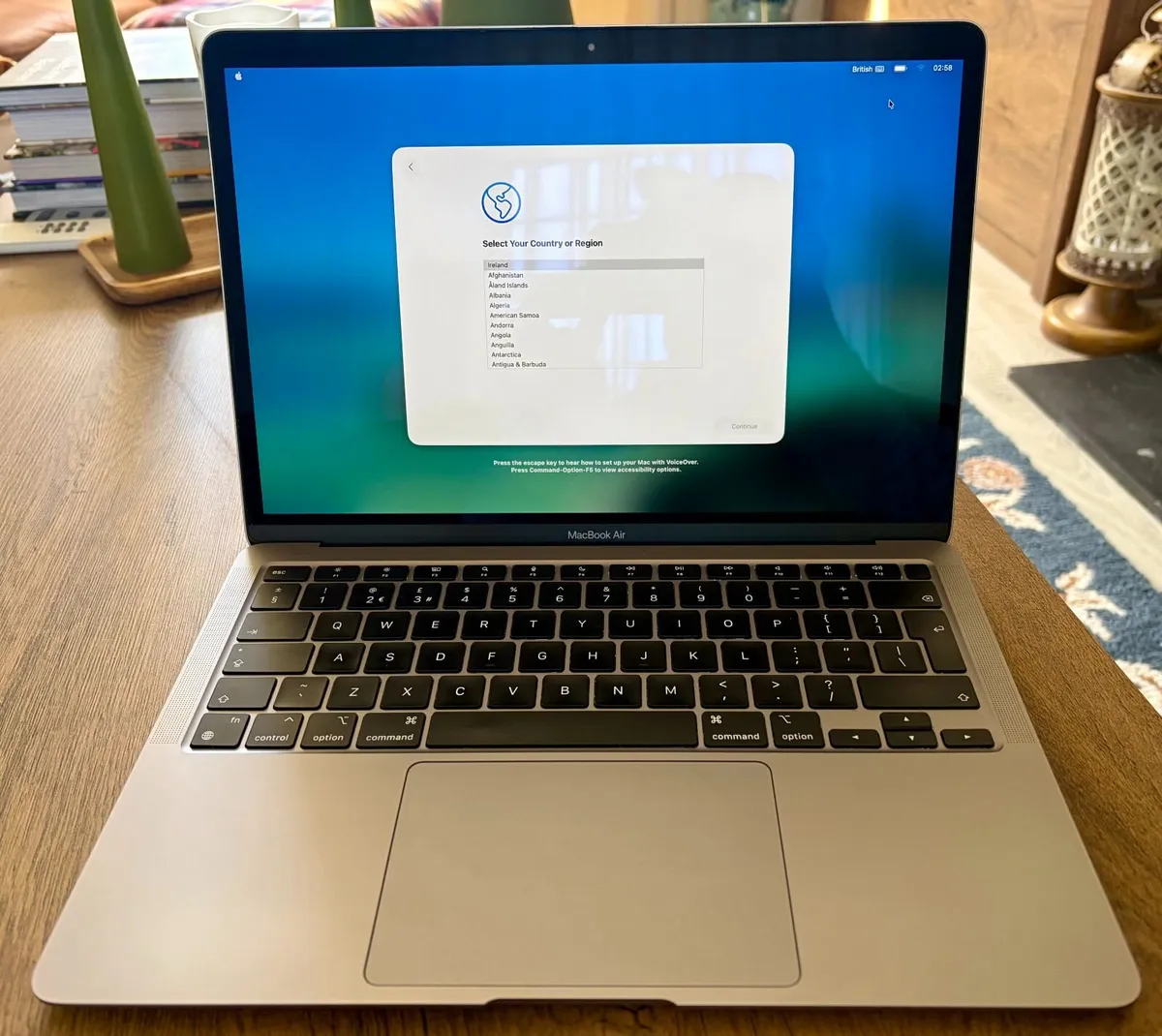 13.3” MacBook Air M1 - 8GB RAM - 256GB SSD - Image 1