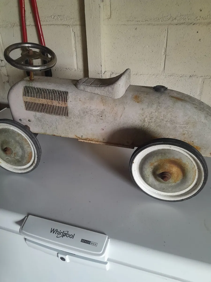 1980 s child's  tinplate rideon racing  car - Image 2