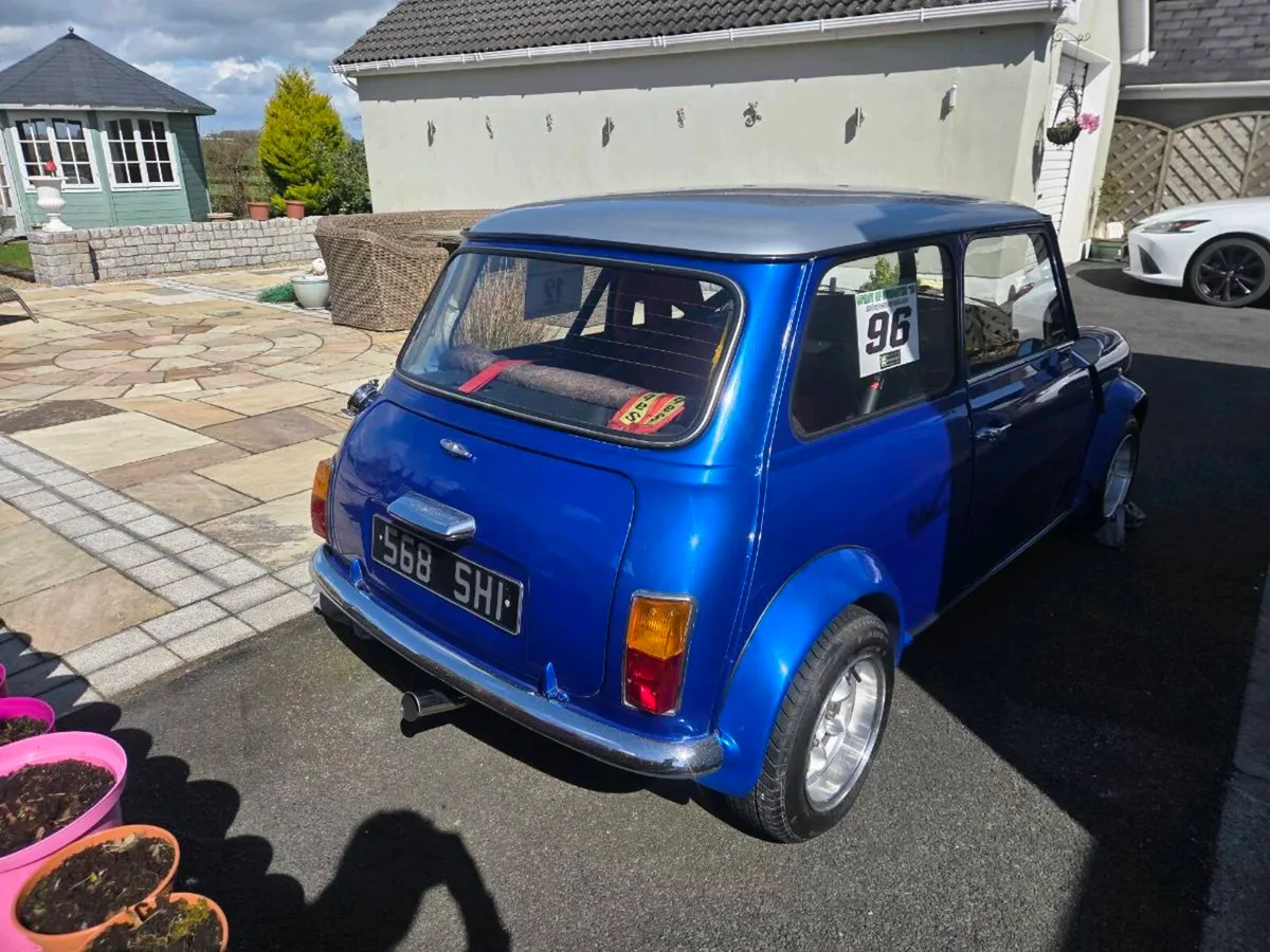 Classic mini - Image 2