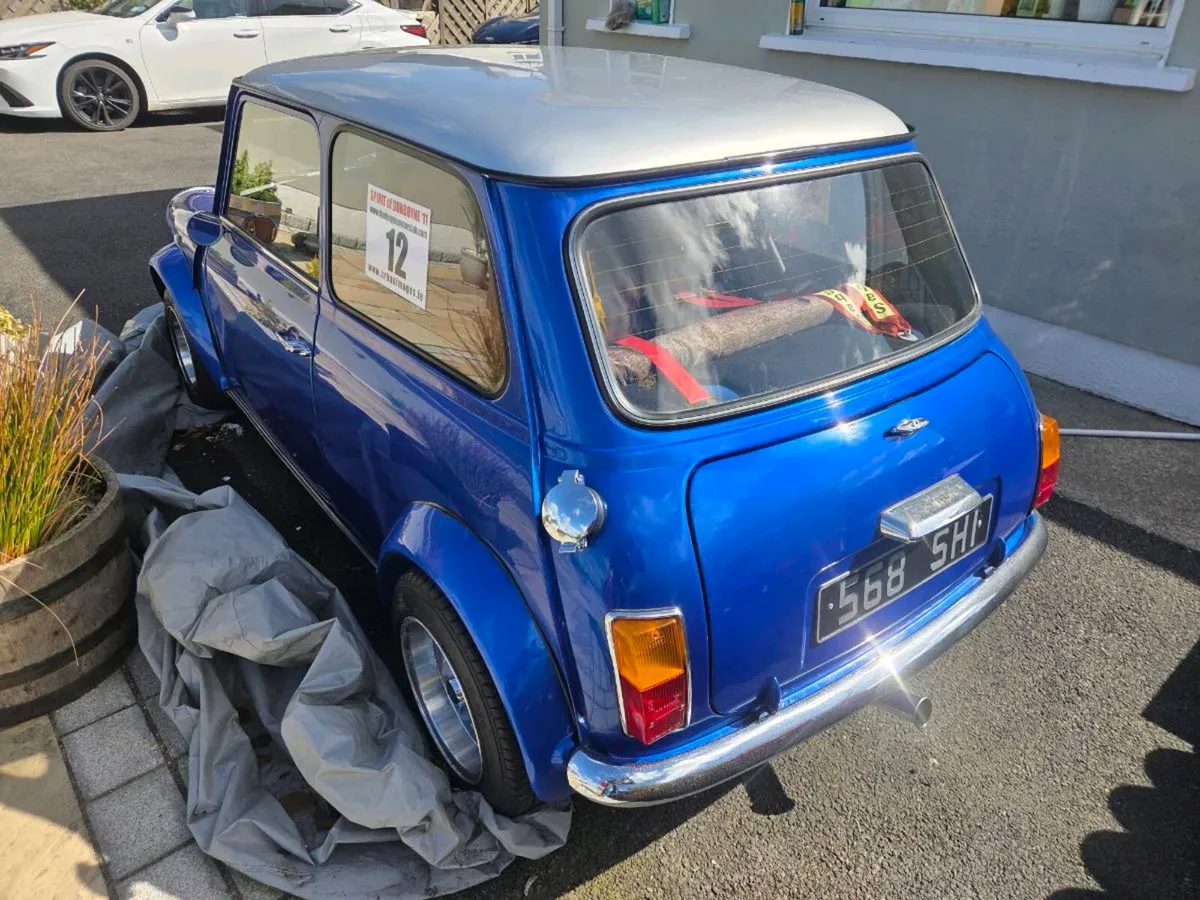 Classic mini - Image 4