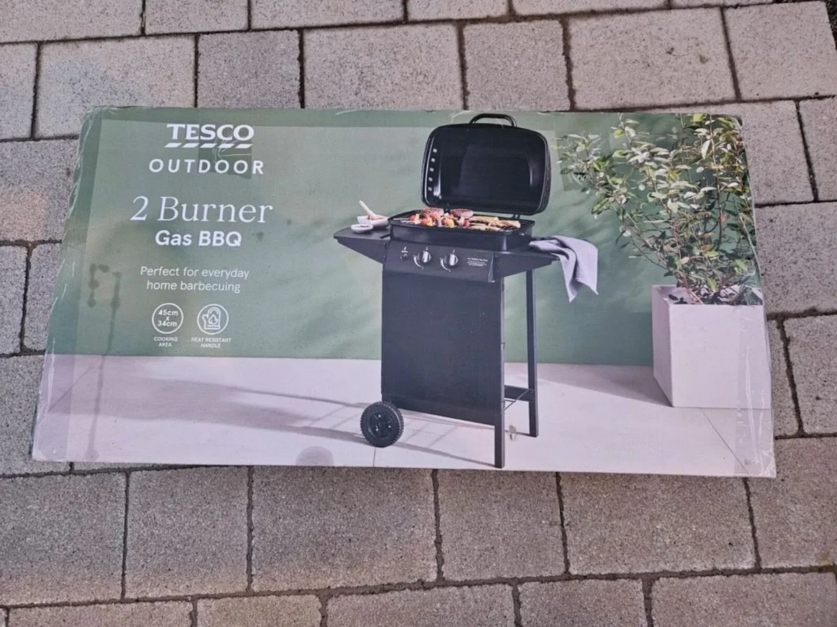 Outdoor 2 Burner Gas BBQ – Brand New - Image 2