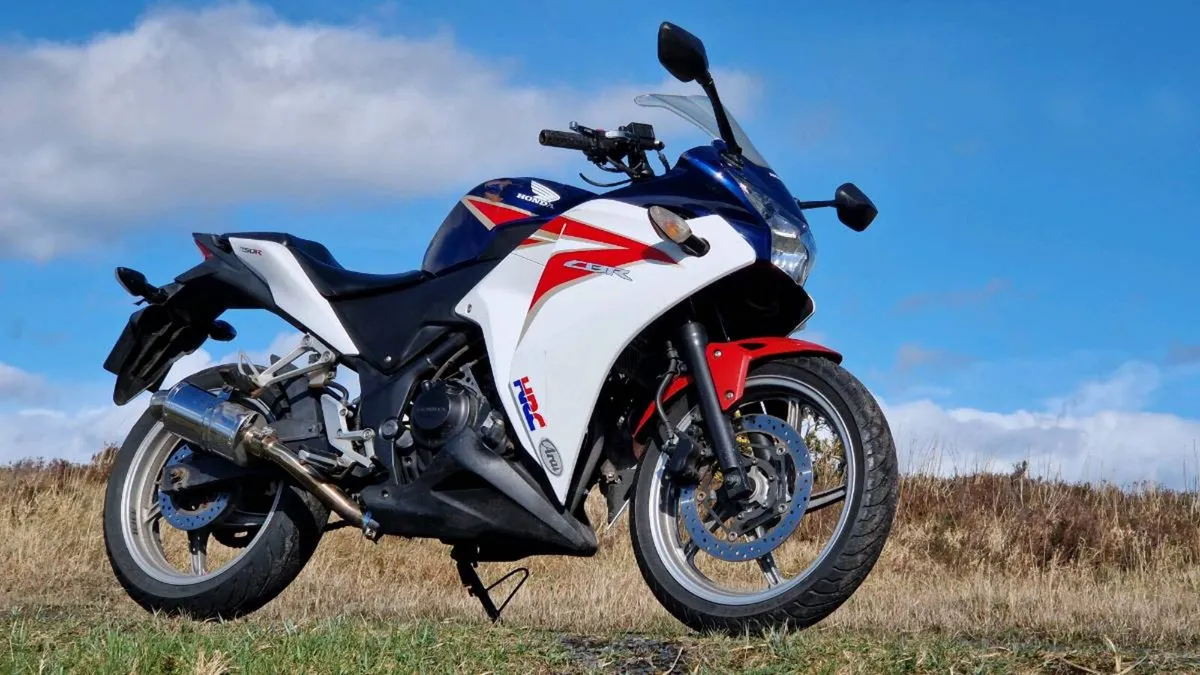 Honda CBR250R - Image 2