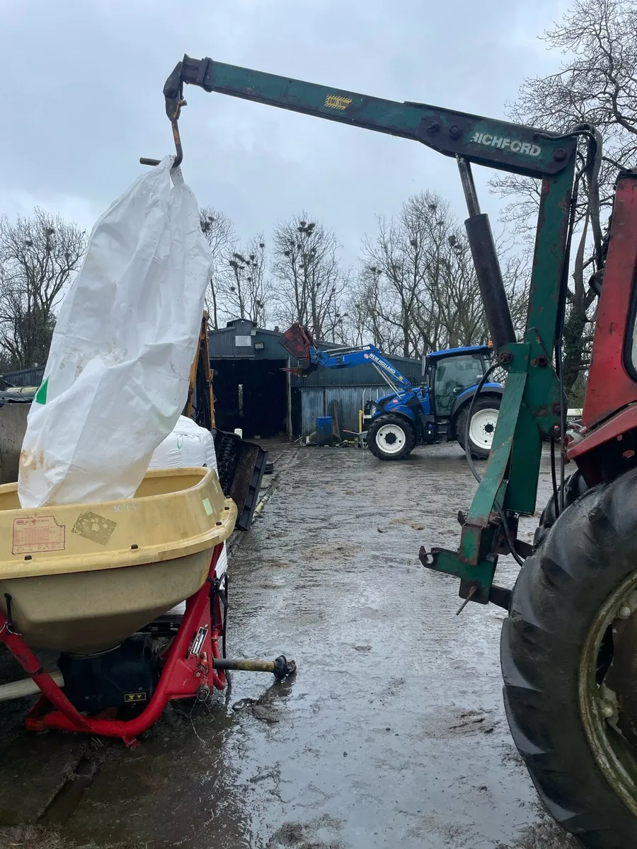 Fertiliser spreader - Image 3
