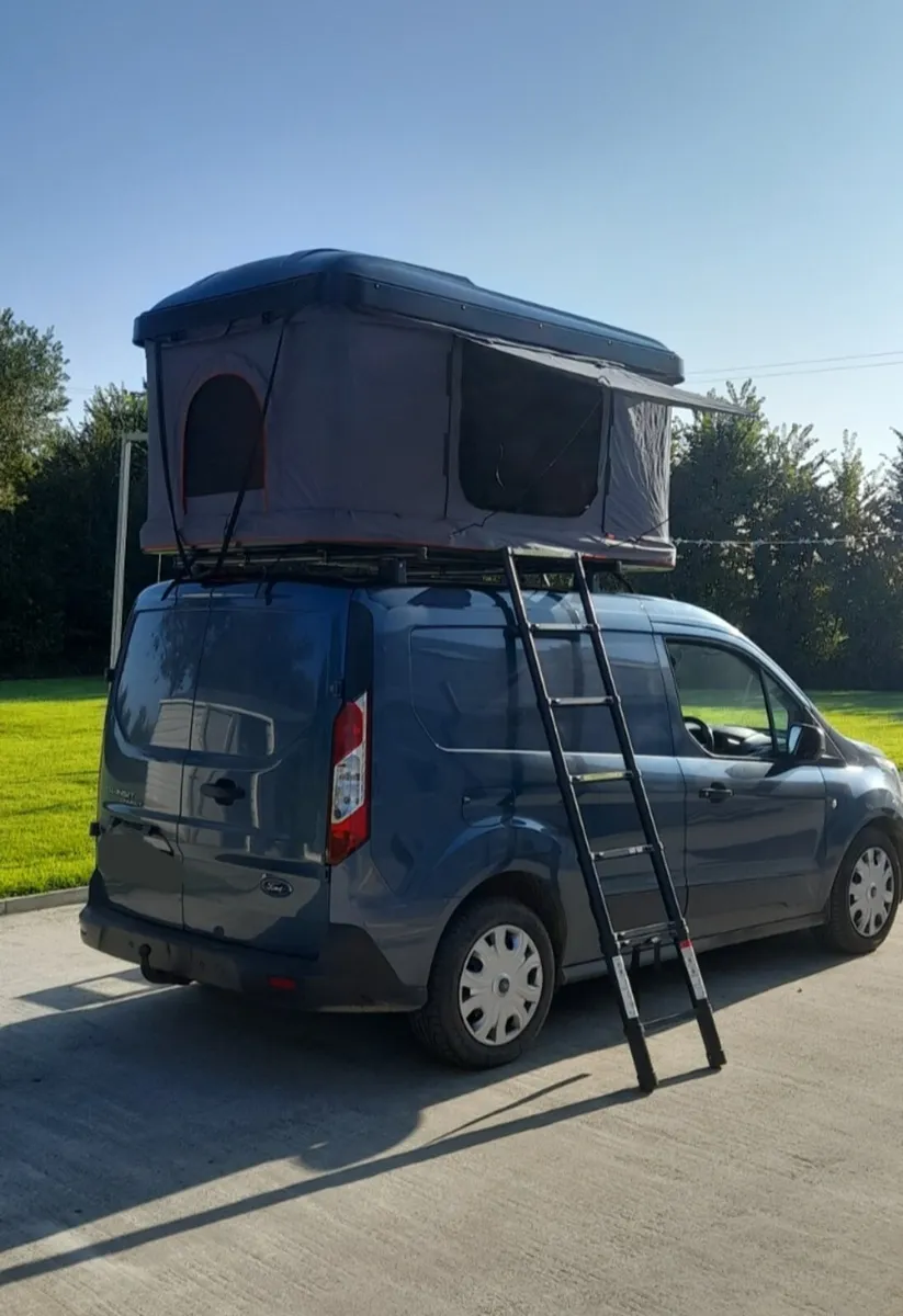 Roof tent - Image 1
