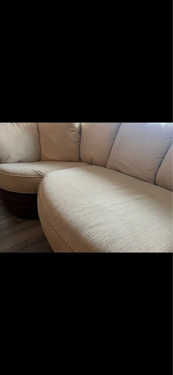 Large 3 seater couch - Image 3