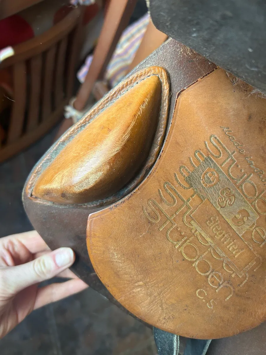 17.5 inch Steuben Jump Saddle - Image 4