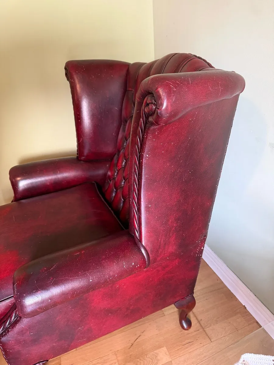 Oxblood Chesterfield armchair - Image 4