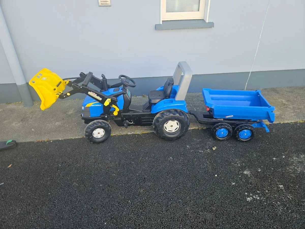 Toy tractor and trailer - Image 2