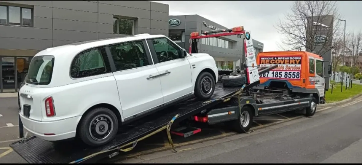 Mercedes Atego  recovery  crewcab - Image 4