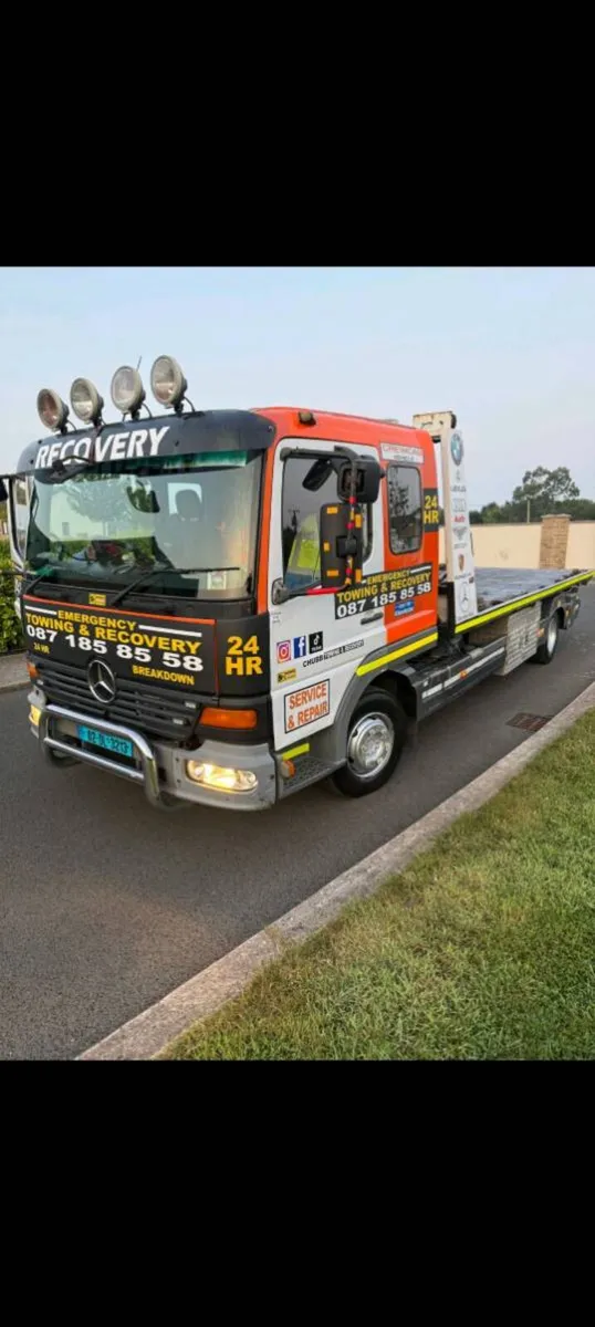 Mercedes Atego  recovery  crewcab 7 seater - Image 1