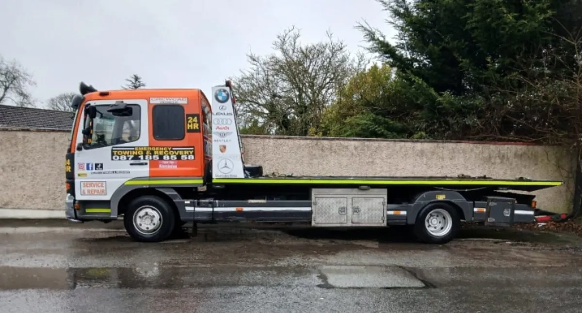 Mercedes Atego  recovery  crewcab - Image 1