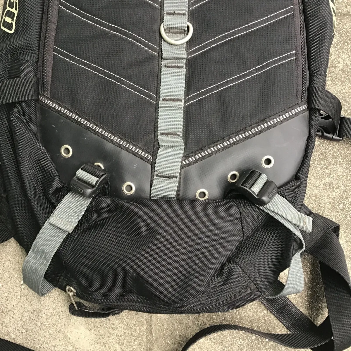 OGIO 1150 Motorcycle Backpack - Image 2