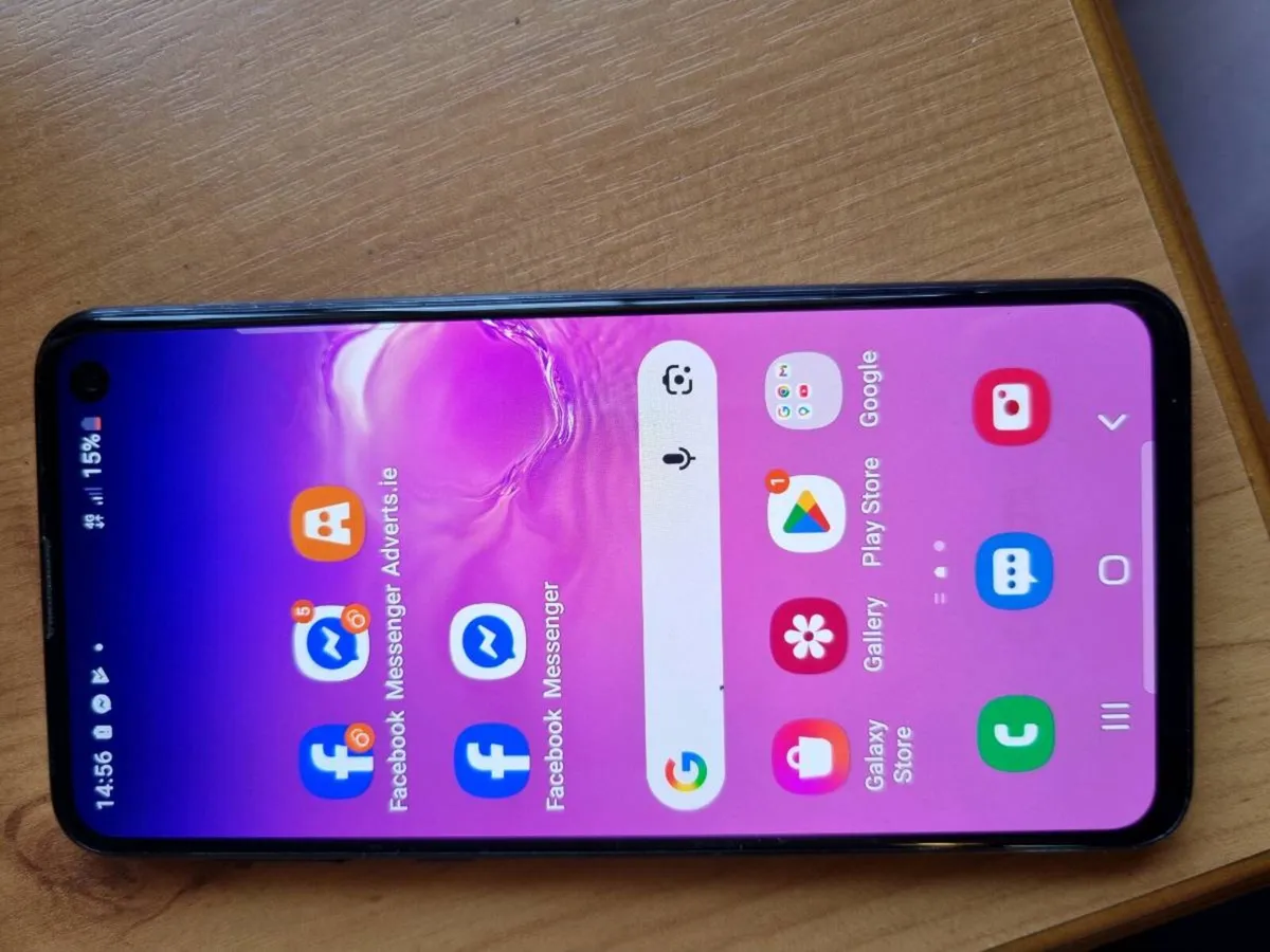 Samsung s10e - Image 1