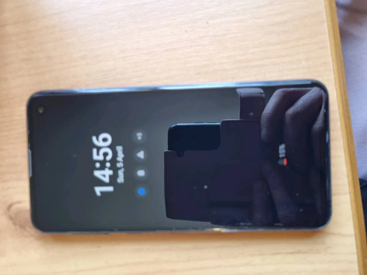 Samsung s10e - Image 4