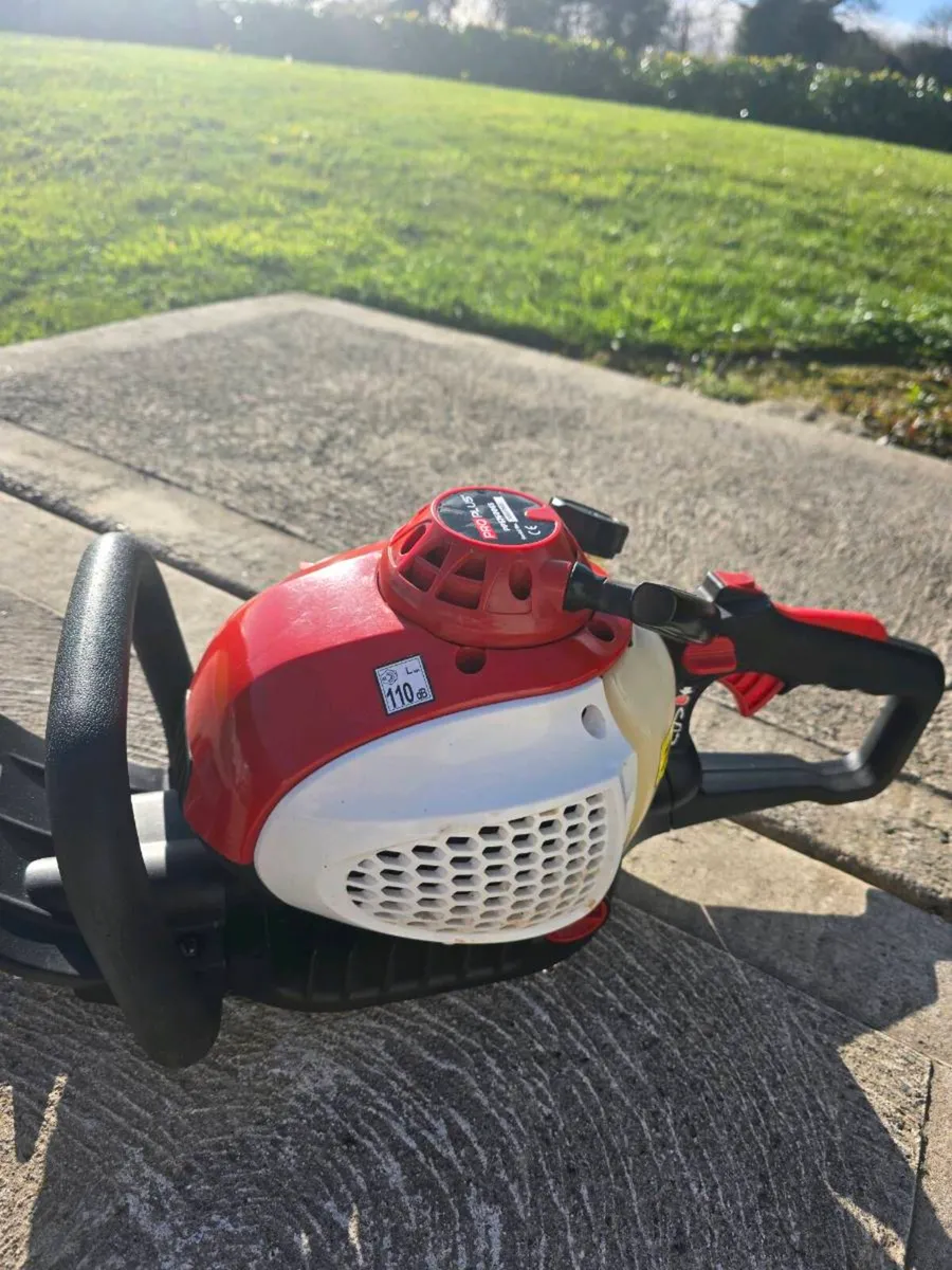 Hedge Trimmer 24 inch - Image 4