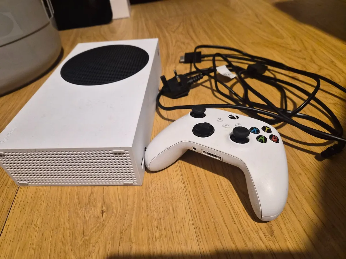 Xbox Series S - Image 2