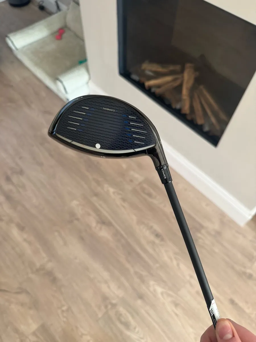 Left handed taylormade Qi10 - Image 2