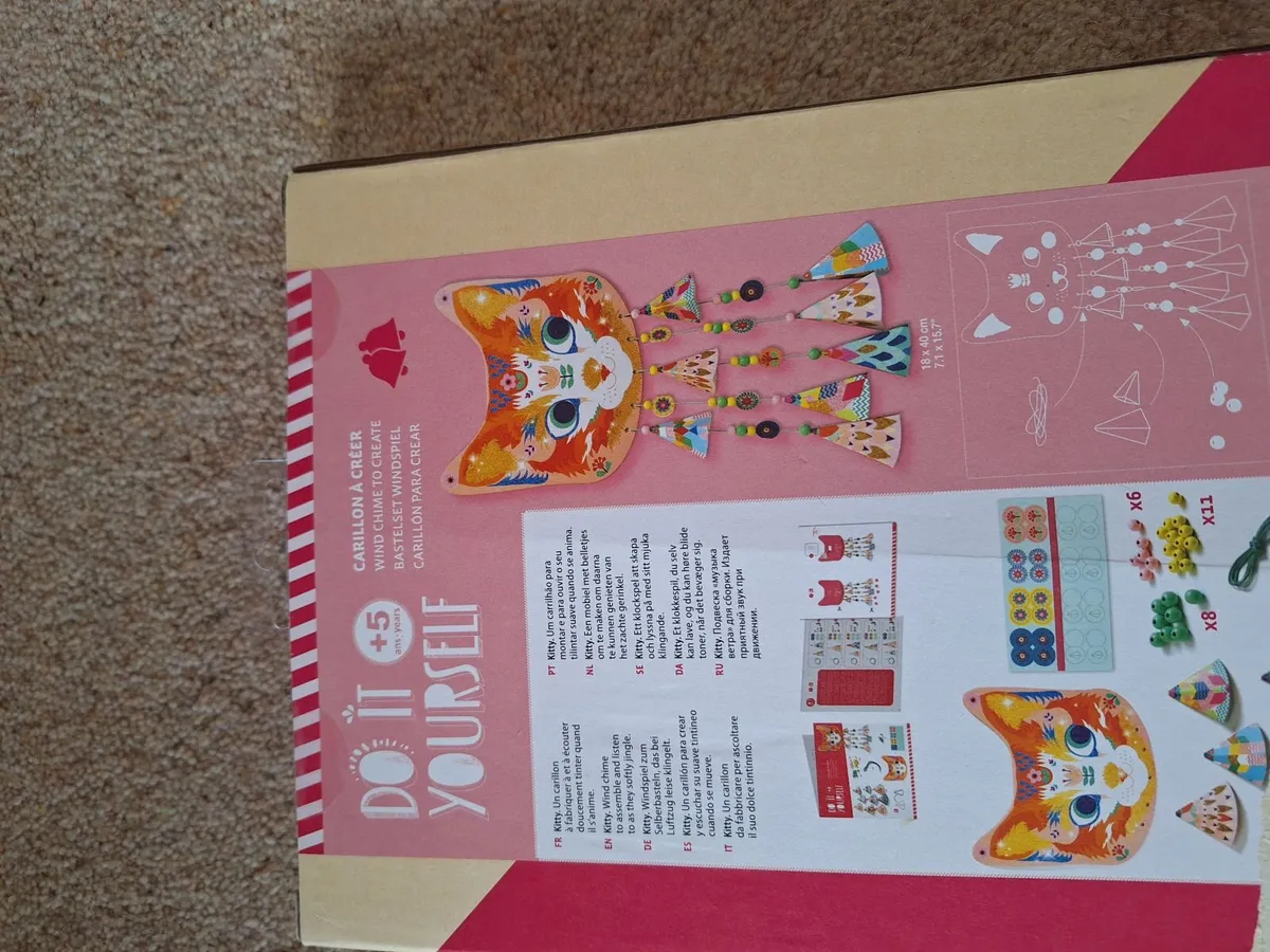 Arts and Crafts - Image 1