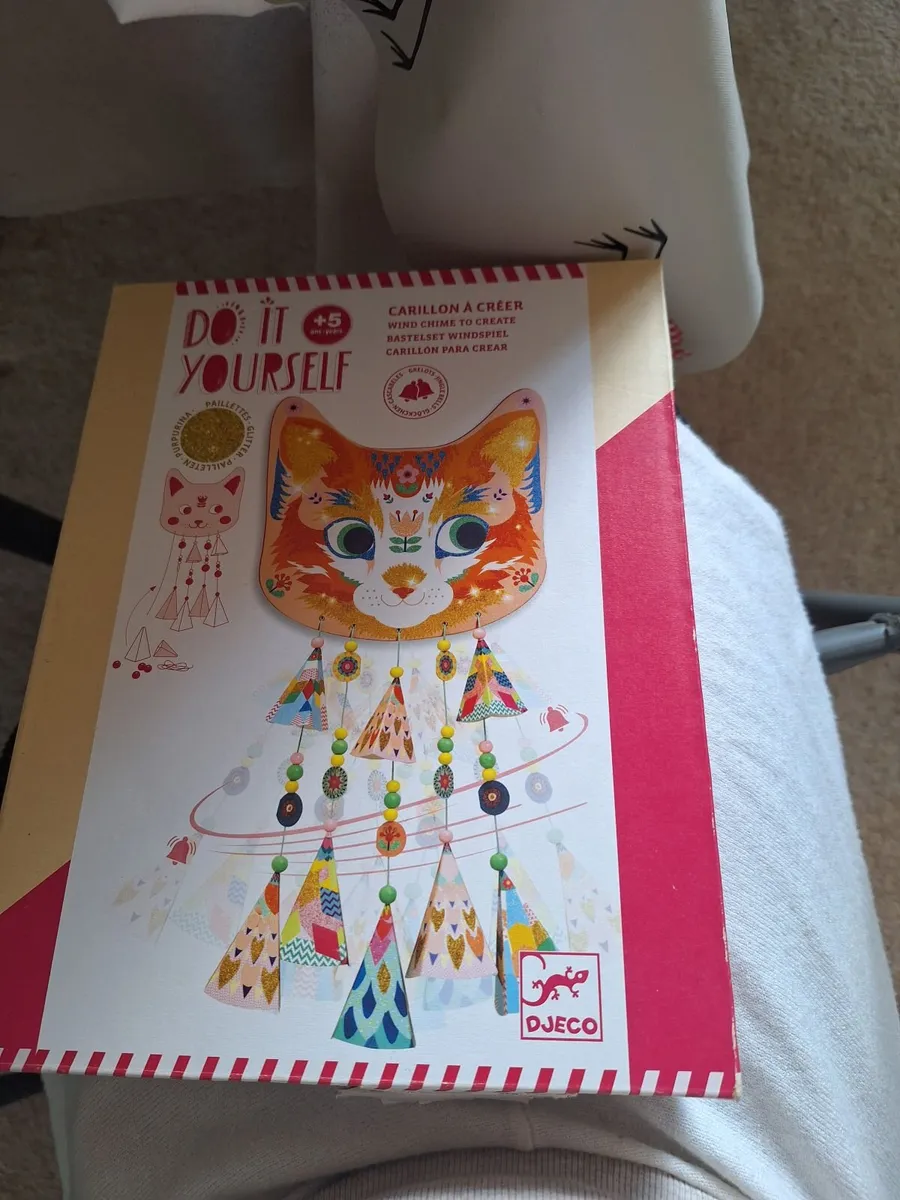 Arts and Crafts - Image 4