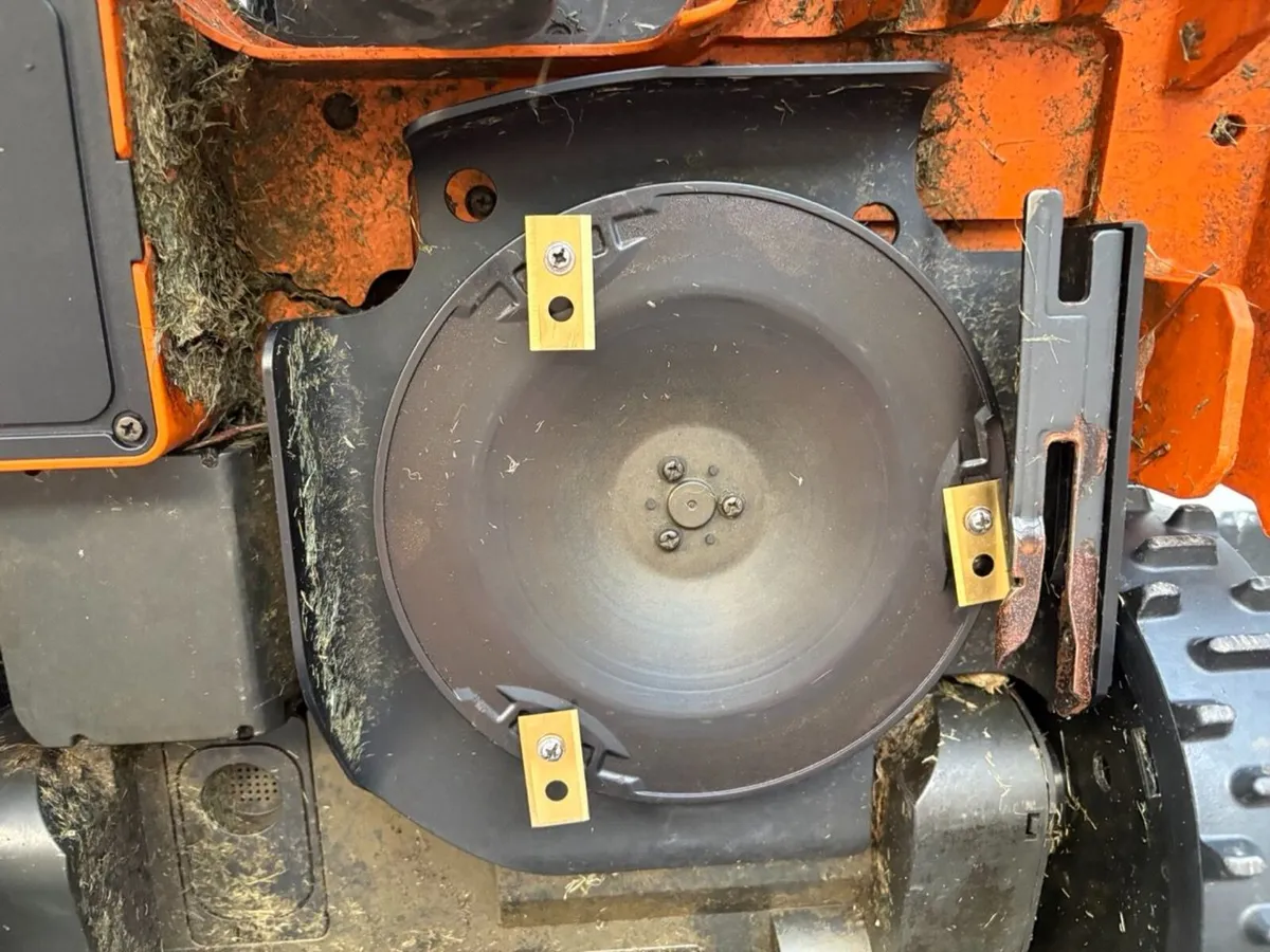 Worx Landroid Vision Robot Lawnmower - Image 2