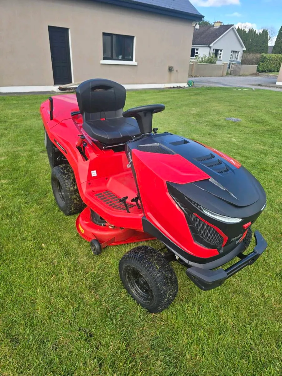 ALKO Solo T18 22hp large deck rideon mower - Image 4