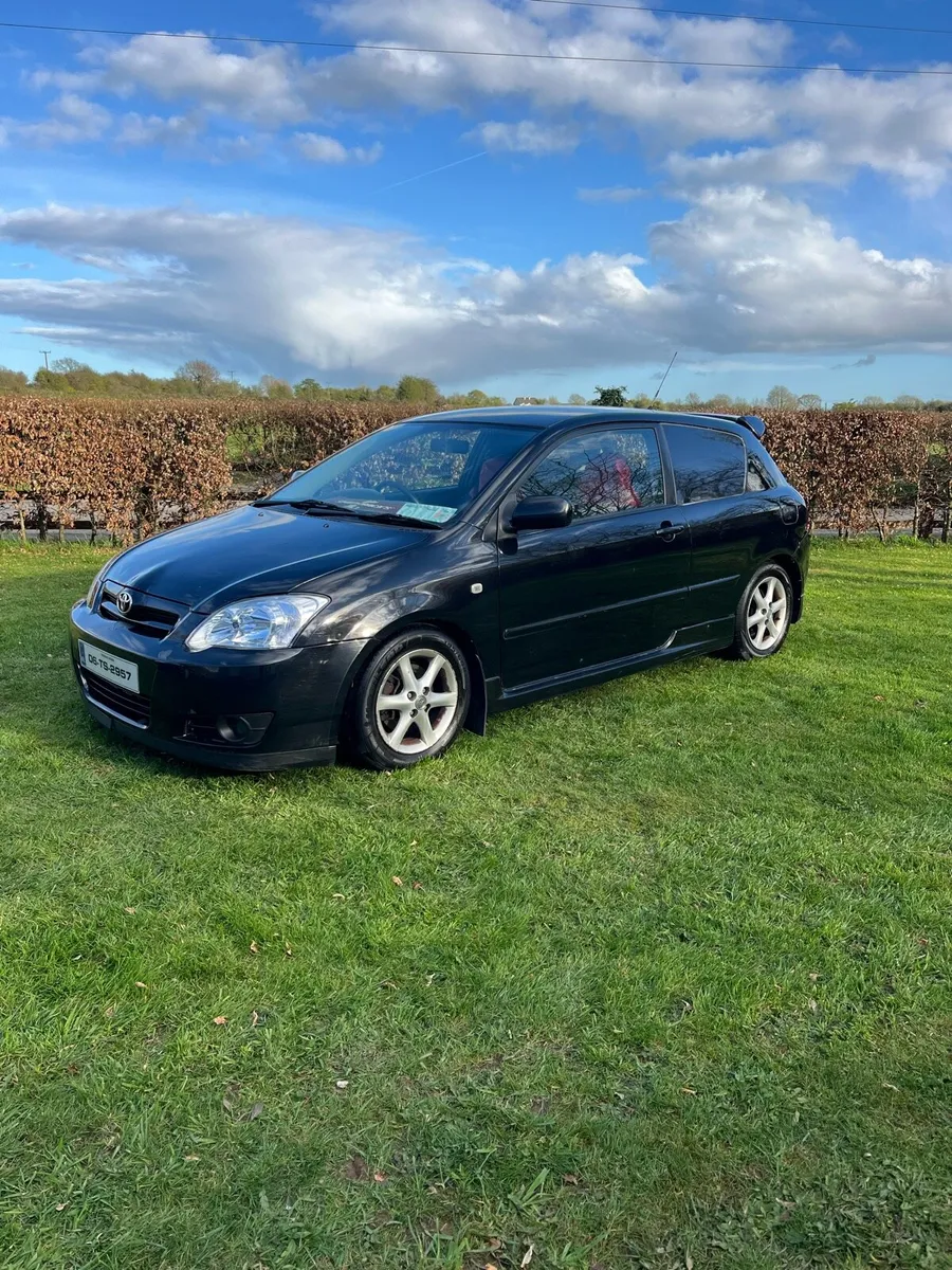 Corolla van - Image 1