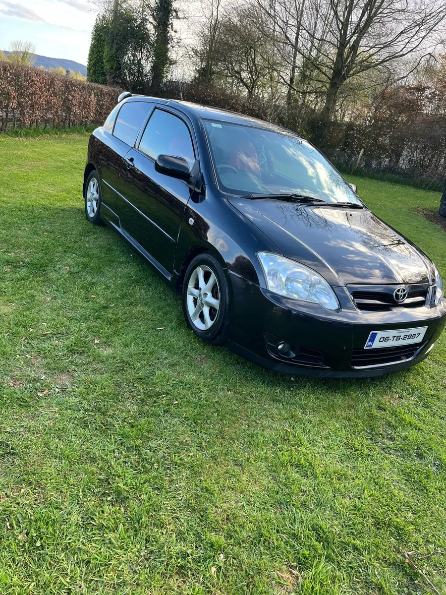 Corolla van - Image 4