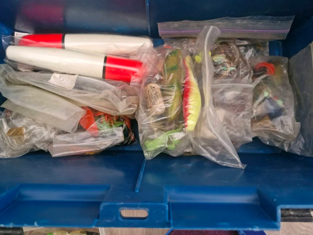 Sea angling gear - Image 4