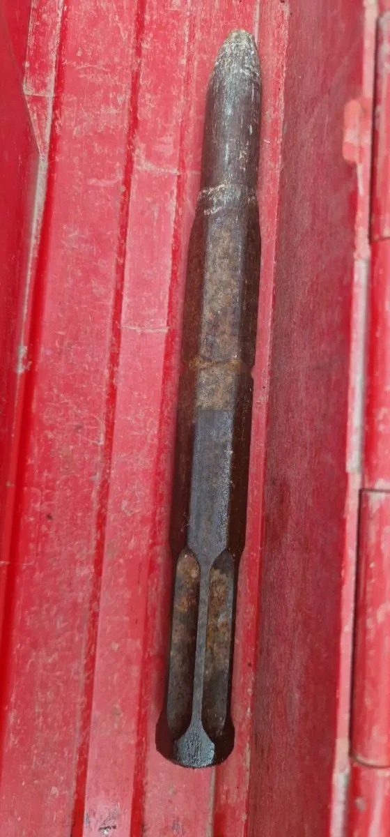 Hilti TE 1000-AVR Demolition breaker - Image 3