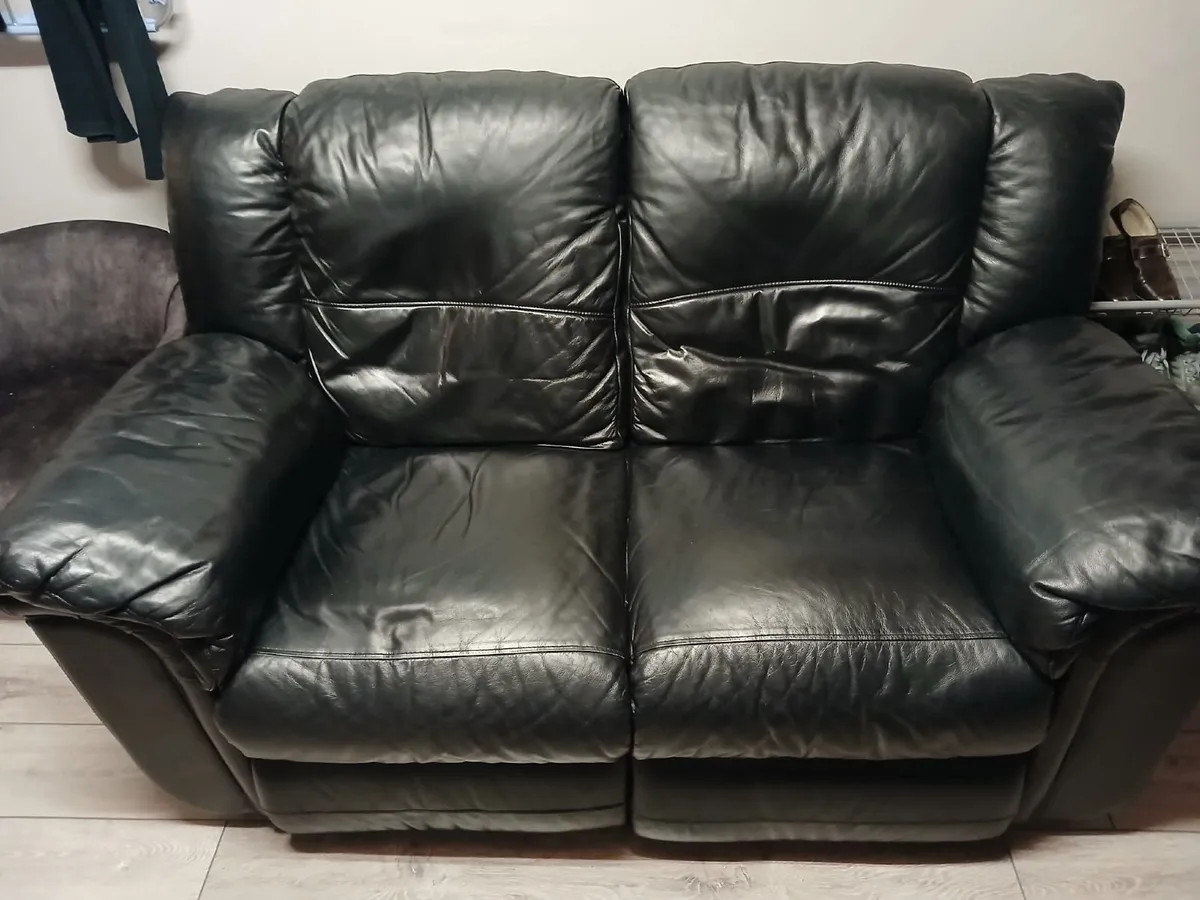 2 seater reclining sofa - Image 2