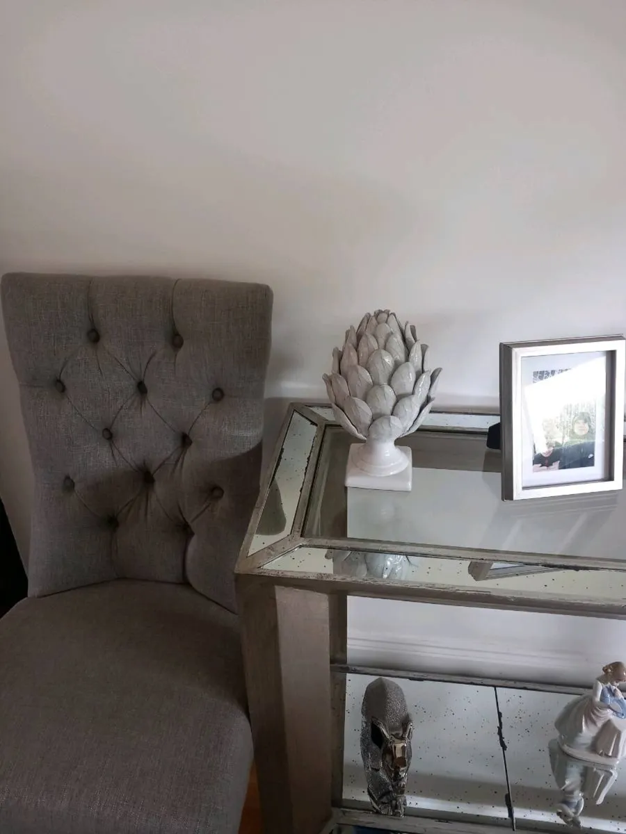 Dining chairs - Image 2