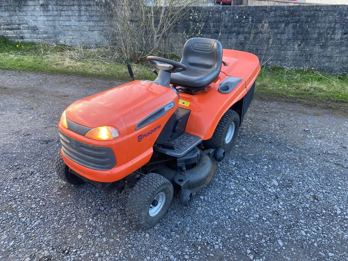 Husqvarna ride on mower - Image 2