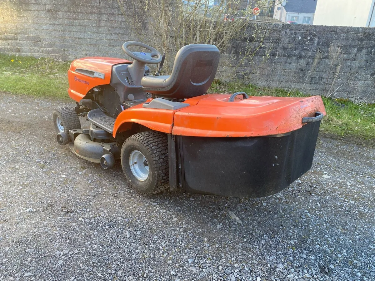 Husqvarna ride on mower - Image 3