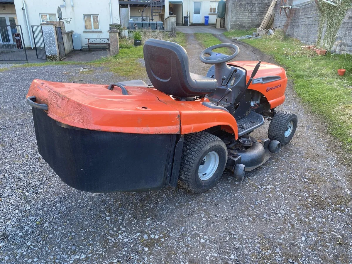 Husqvarna ride on mower - Image 4