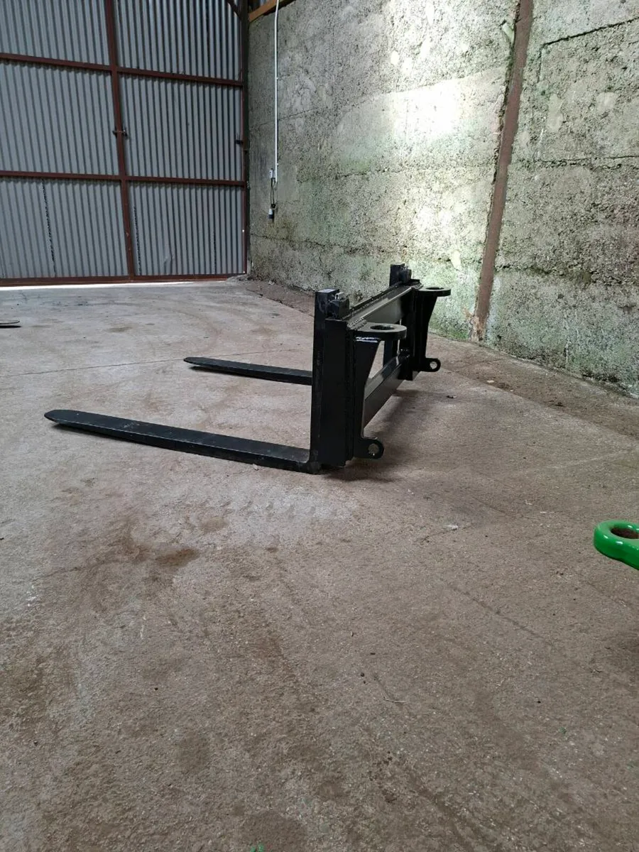 Pinnacle Fabrication Pallet Forks - Image 2