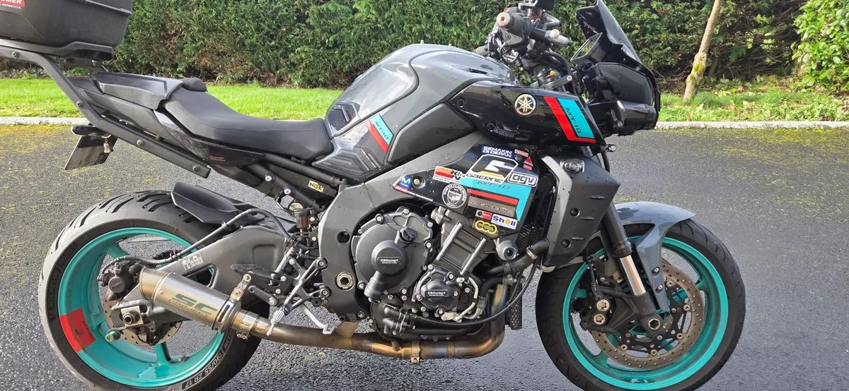 YAMAHA MT 10 Gen 2 cyan storm - Image 4
