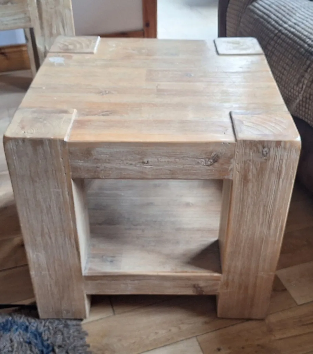 Nest of tables - Image 2