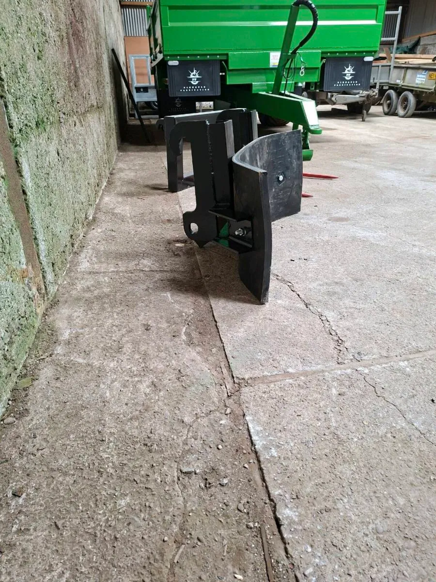 Pinnacle Fabrication Weidemann Yard Scraper - Image 2