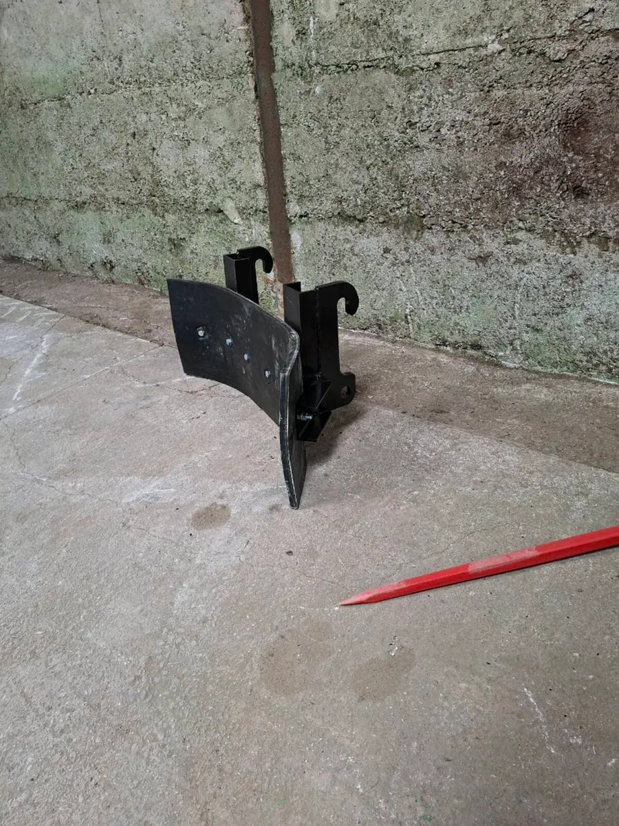 Pinnacle Fabrication Weidemann Yard Scraper - Image 4