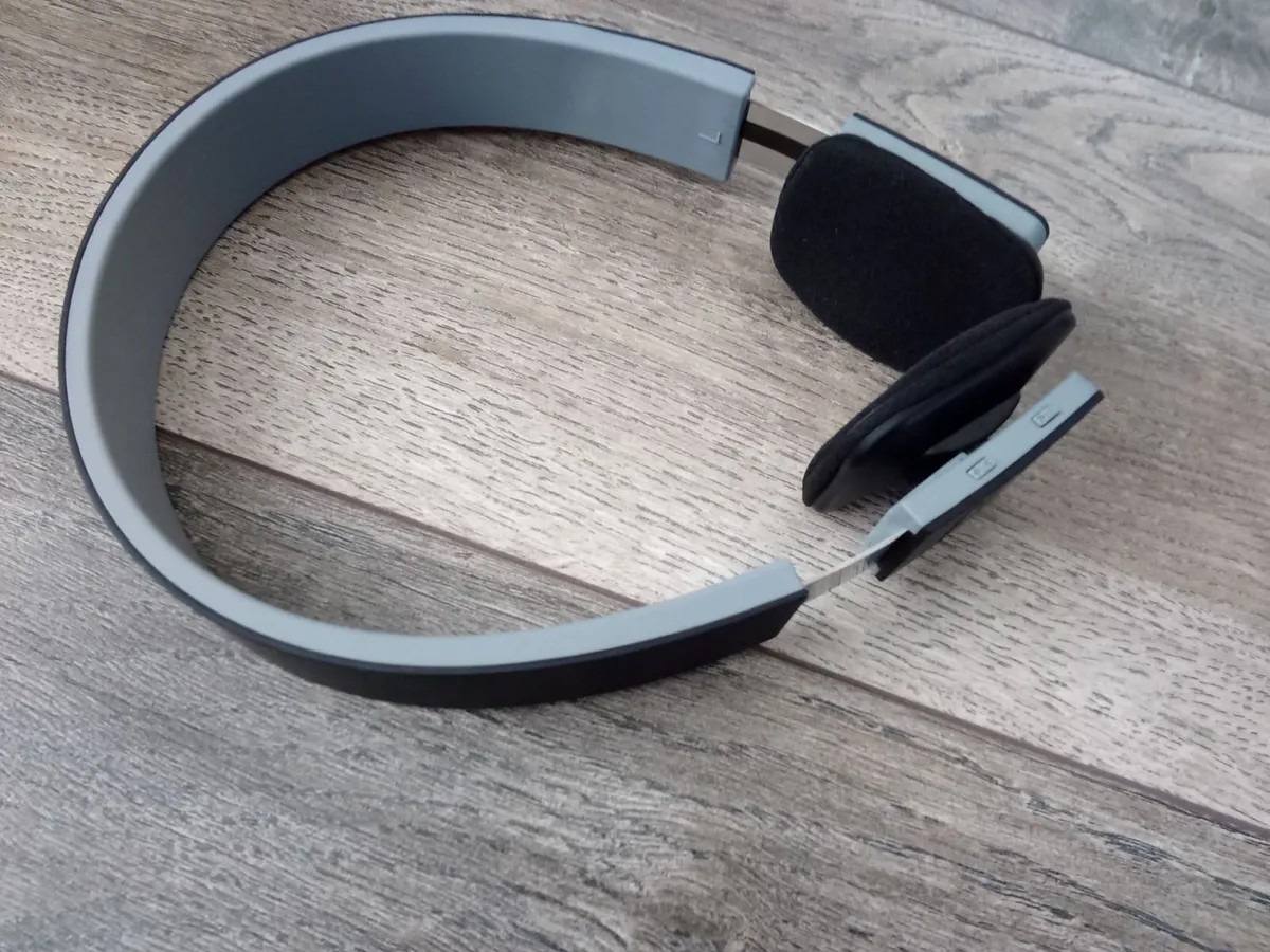 Bluetooth Headphones Stereo Set. - Image 4